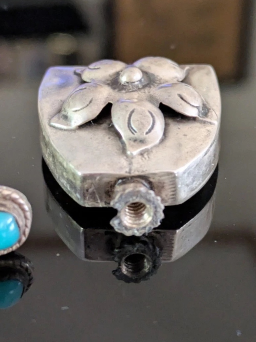 Vintage 1940s sterling silver Taxco signed snuff bottle with turquoise top - Picture 2 of 7